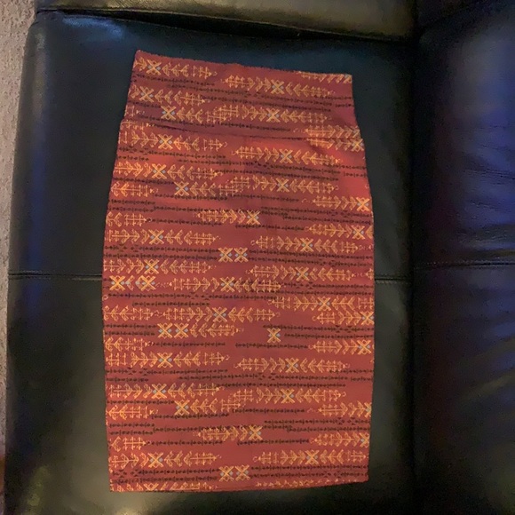 Lularoe Cassie Skirt, in XS - Picture 2 of 3